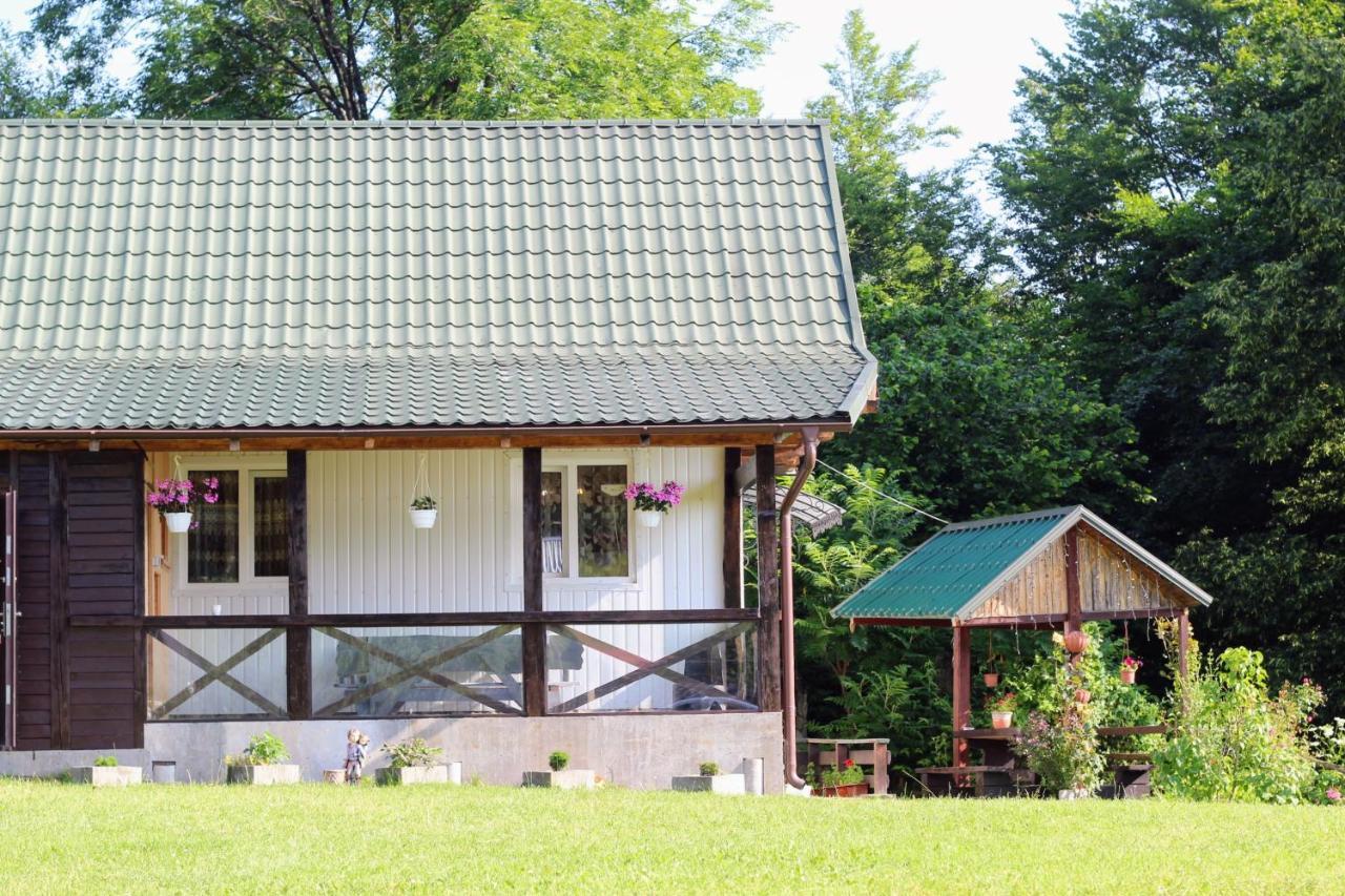 Котедж "Гірський Затишок" Yaremche Ngoại thất bức ảnh